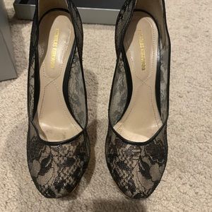 Nicholas Kirkwood lace black heels